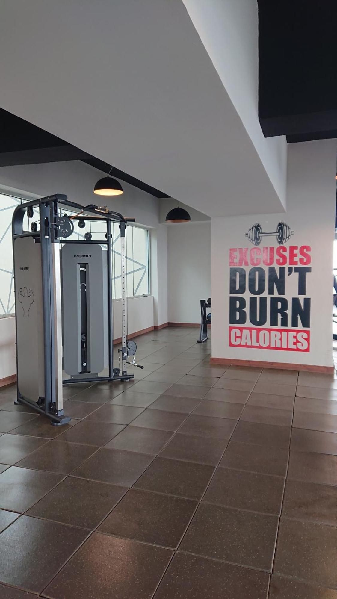 Luxury Skynest With Gym And Pool In Westlands अपार्टमेंट